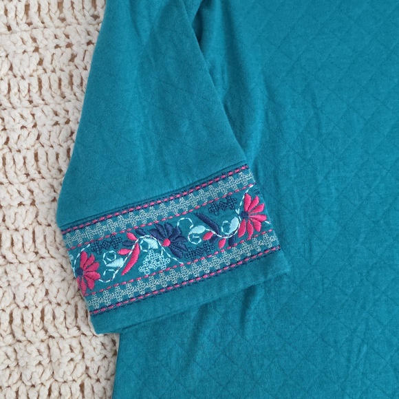 Soft Surroundings Zalamaya Top Green Embroidered Tunic Boho Size M NWT - Picture 8 of 12